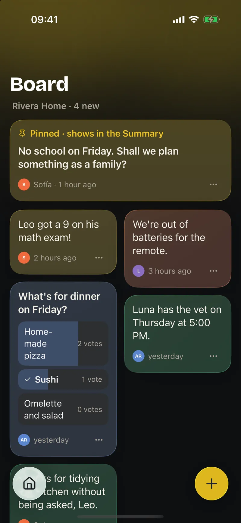 The family Board with notes and polls